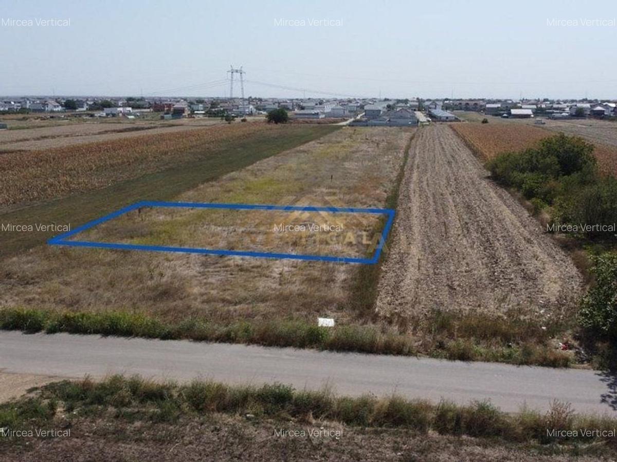 Teren intravilan in RATE la intrare in comuna Berceni - 1