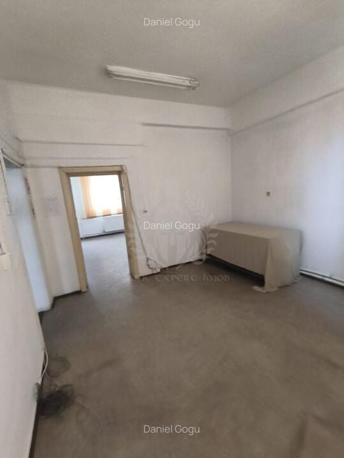 CLADIRE BIROURI\\ULTRACENTRAL - 8