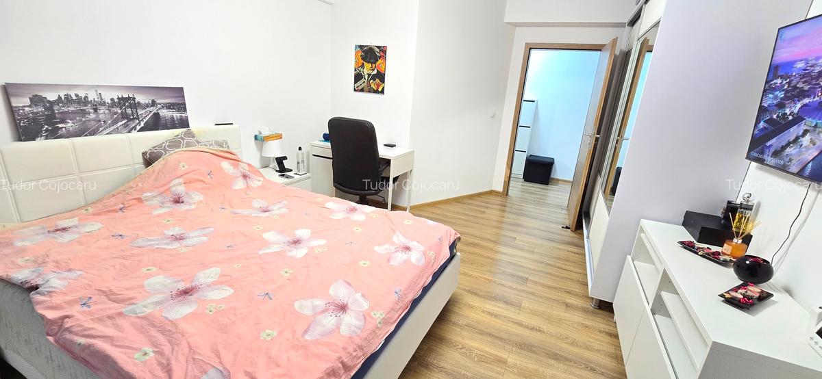 BLOC NOU! Apartament 3 camere 81 mp, MOBILAT + parcare ROND CUG - 10
