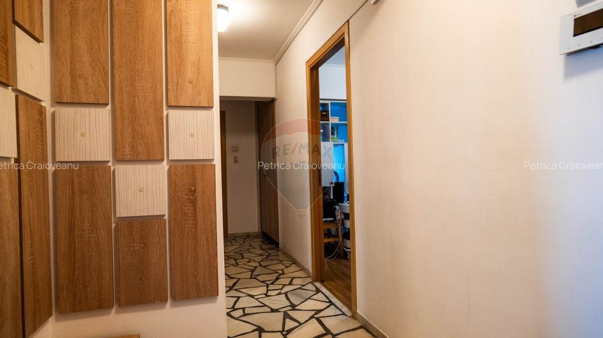 Oferta - Vanzare apartament 4 camere, decomandat, zona Bucur-Obor - 23