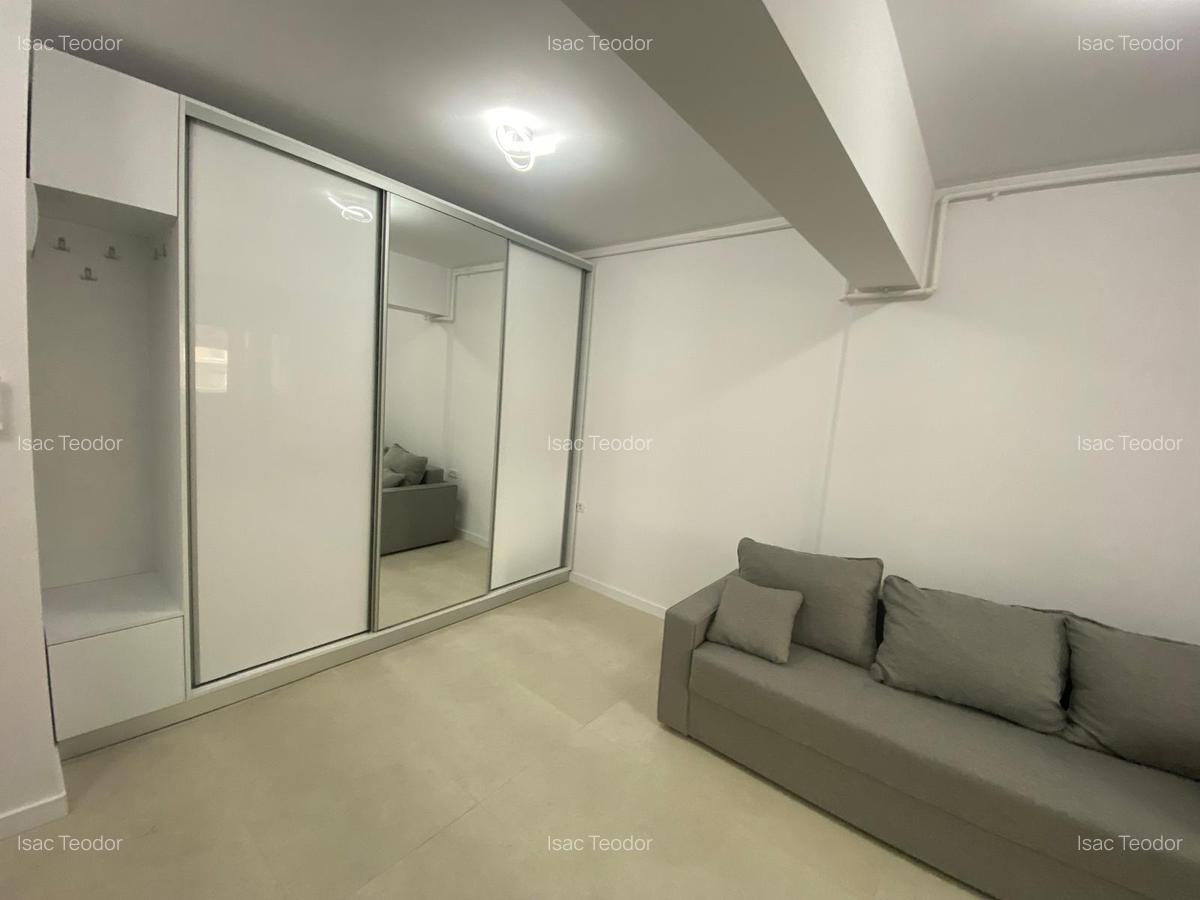 Apartament 2 camere, metrou Berceni - 1