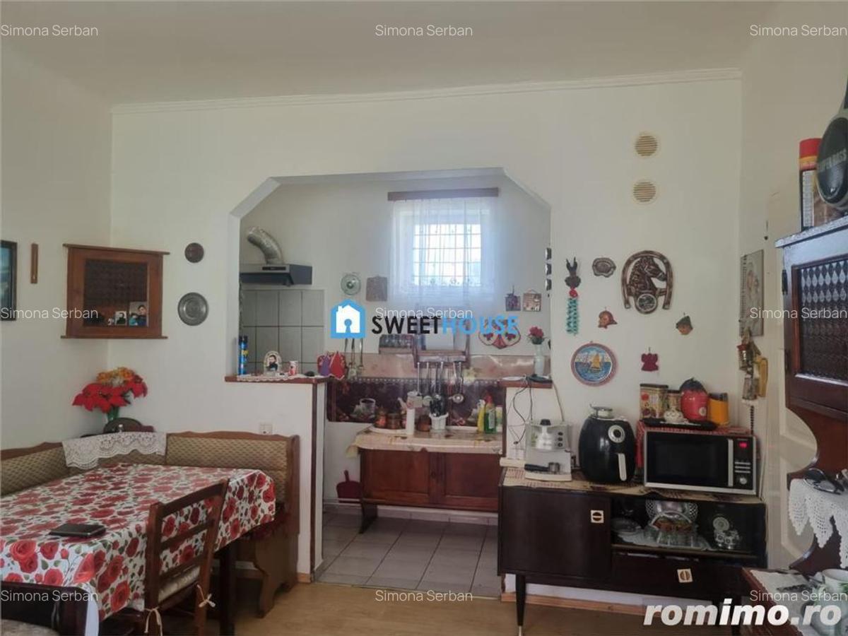 CASA CU ETAJ IN CENTRU - 18