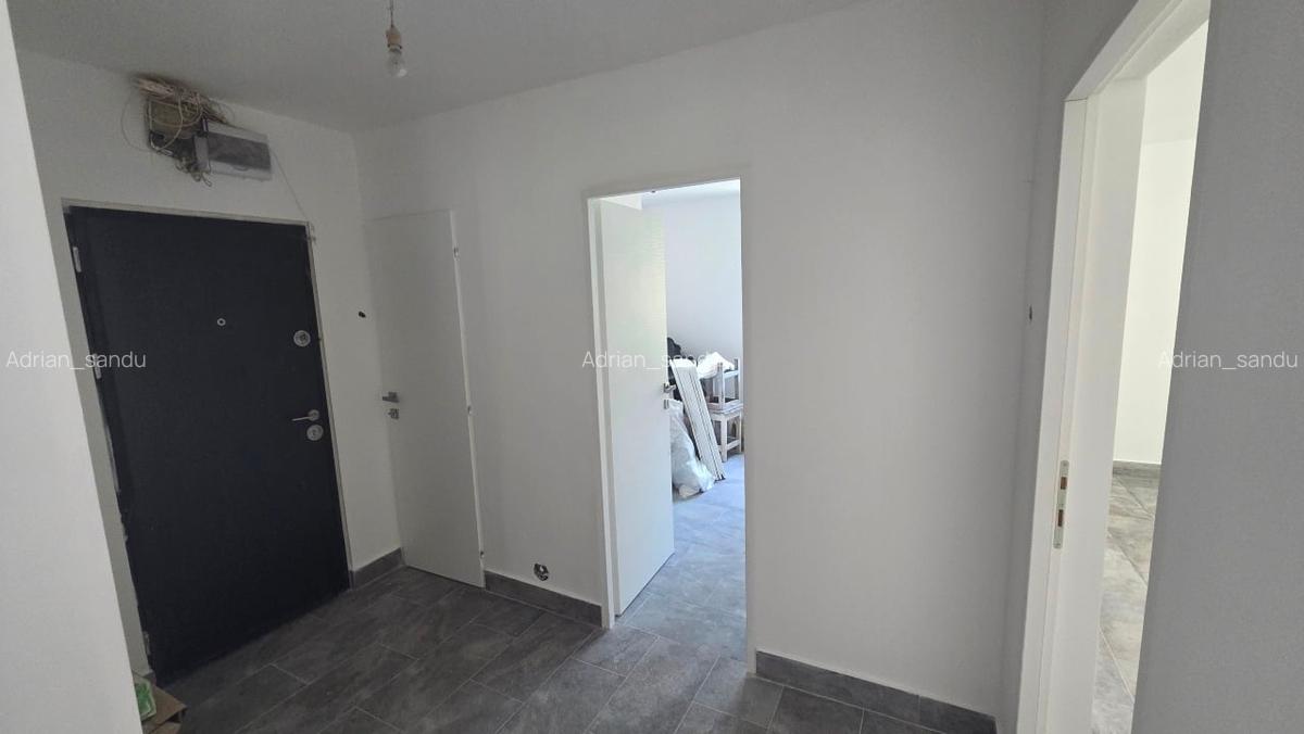Apartament cu 4 camere decomandat în Militari - 4