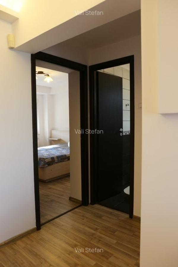 Inchiriere 4 camere Bd. Libertatii - 8