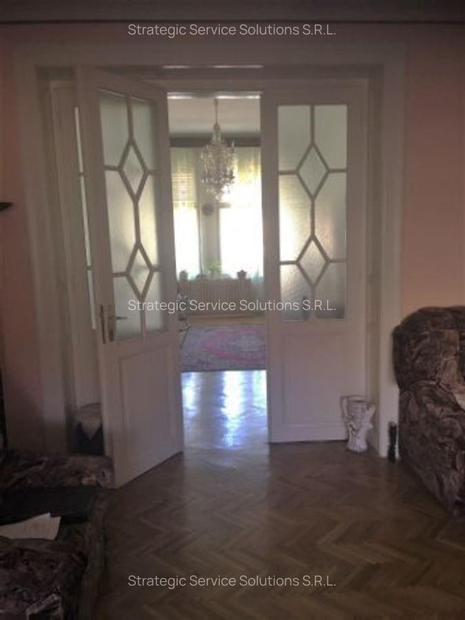 Ap. 4 cam, 160mp, Timisoara, ultracentral, langa Opera in Palatul Victoria - 1