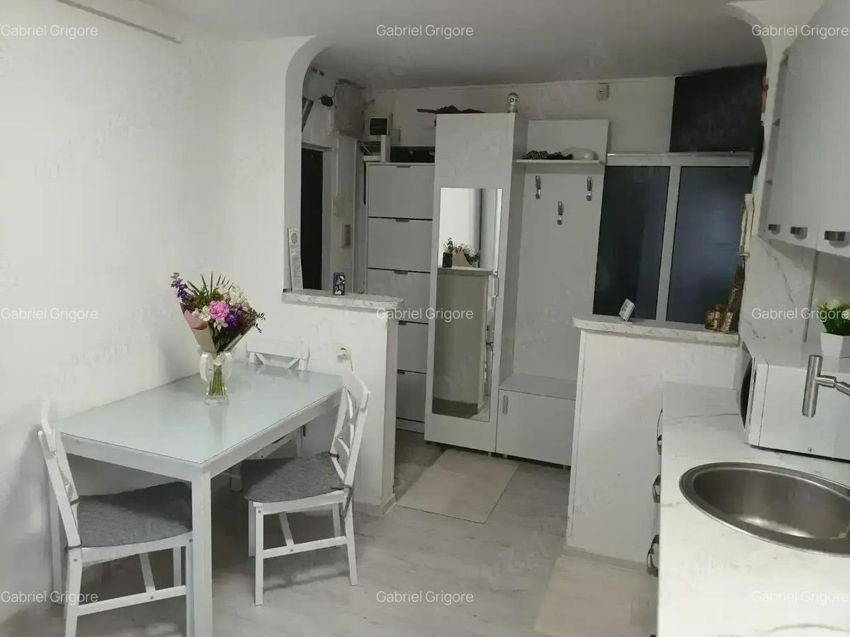 Apartament 3 camere in bloc vila zona Noua - 9