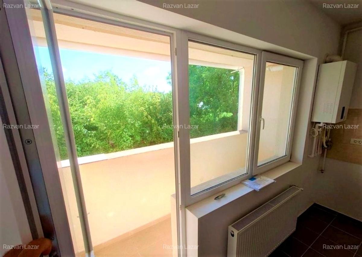 Apartament cu 2 camere semidecomandat în Apărătorii Patriei - 8