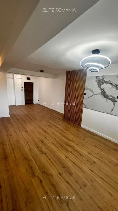 Apartament 3 camere decomandat, 73 mp, Promenada Mall - 1