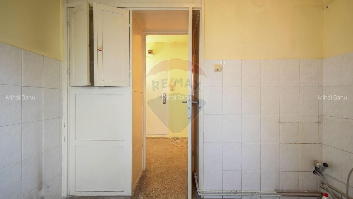 Garsoniera luminoasa,decomandata, bloc de apartamente, strada Soarelui - 6