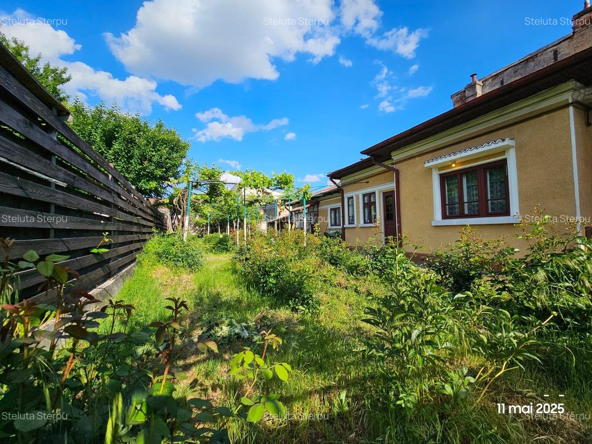 Marriott, vanzare casa si teren 388mp. - 1