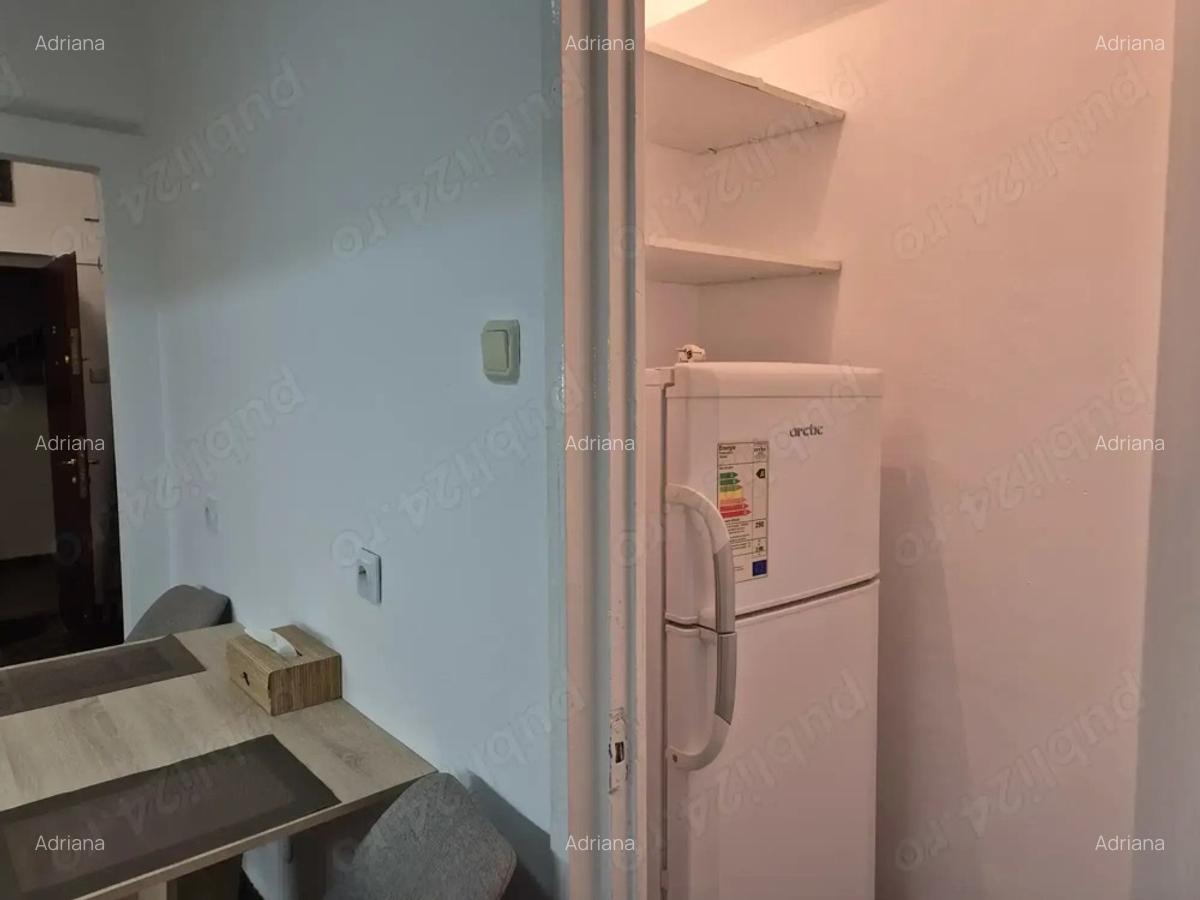 Inchiriez garsoniera - 4