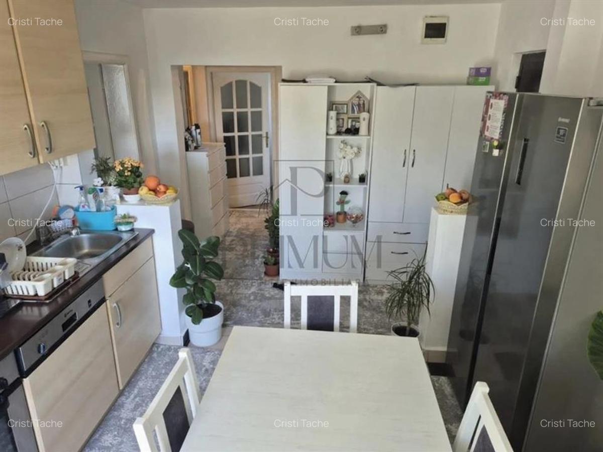 BUCOVINA - 3 Camere - 2 Bai - 2 Balcoane - Centrala proprie - Clima - Boxa - 1