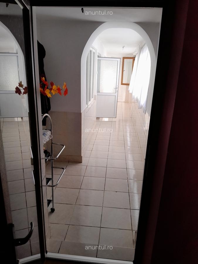 Iasi, Vand cu acte in regula - 5