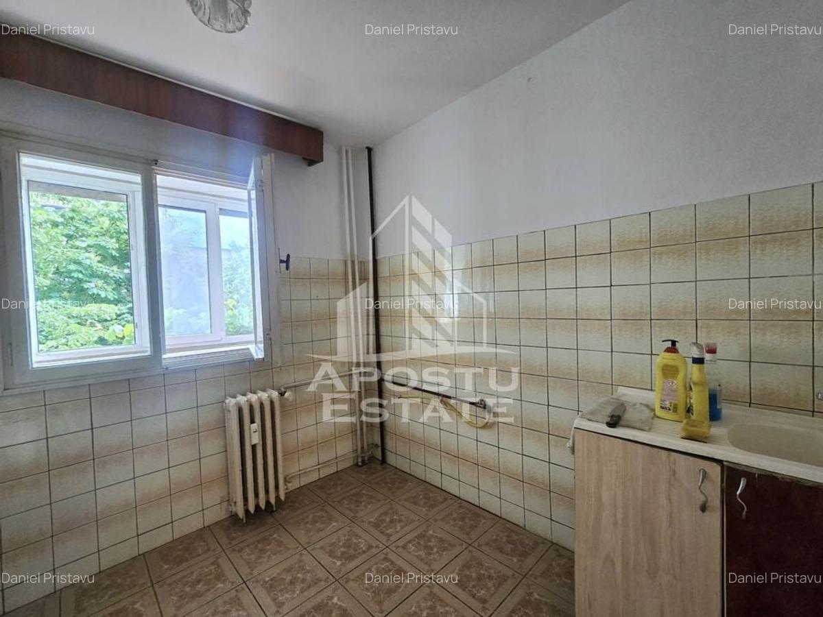 Apartament cu 3 camere decomandat, mobilat în Circumvalațiunii - 5