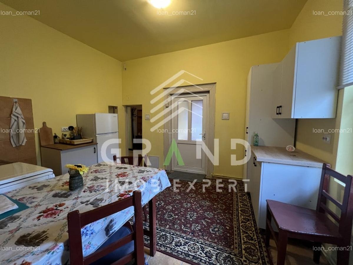 Casa 2 camere+Garaj+Curte 500 mp-Zona Piata Abator/Str. Bucuresti - 9