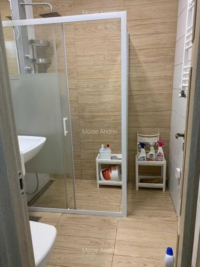 Apartament cu 3 camere semidecomandat în Grivița - 6