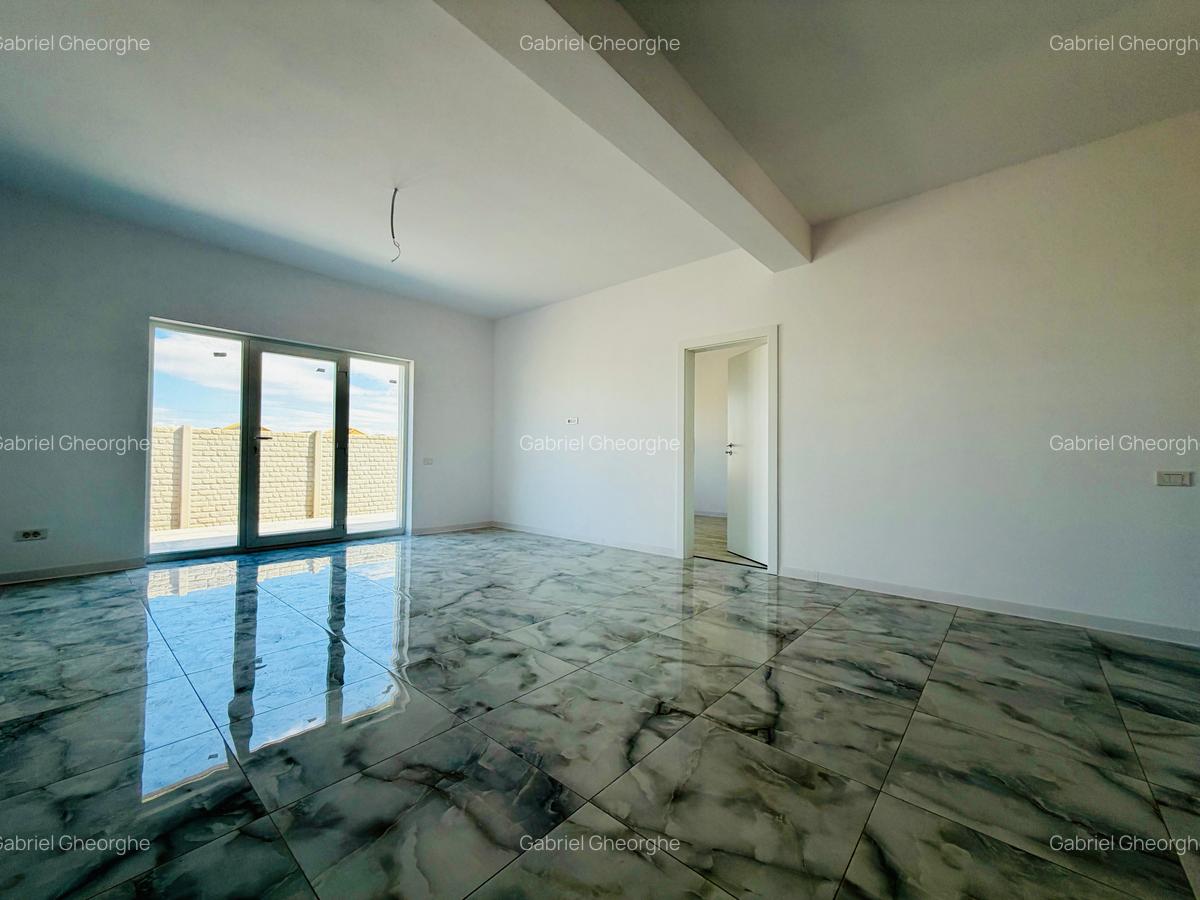 Casă Individuala | parter | 4 camere | 2 bai |  Comuna Berceni | Pret 130.000 E - 12