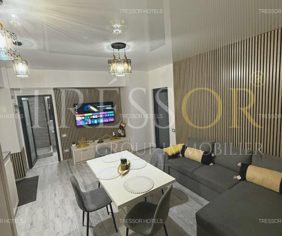 Închiriere apartament 2 camere – Mamaia, zona centrală (Hotel Rex) - 1
