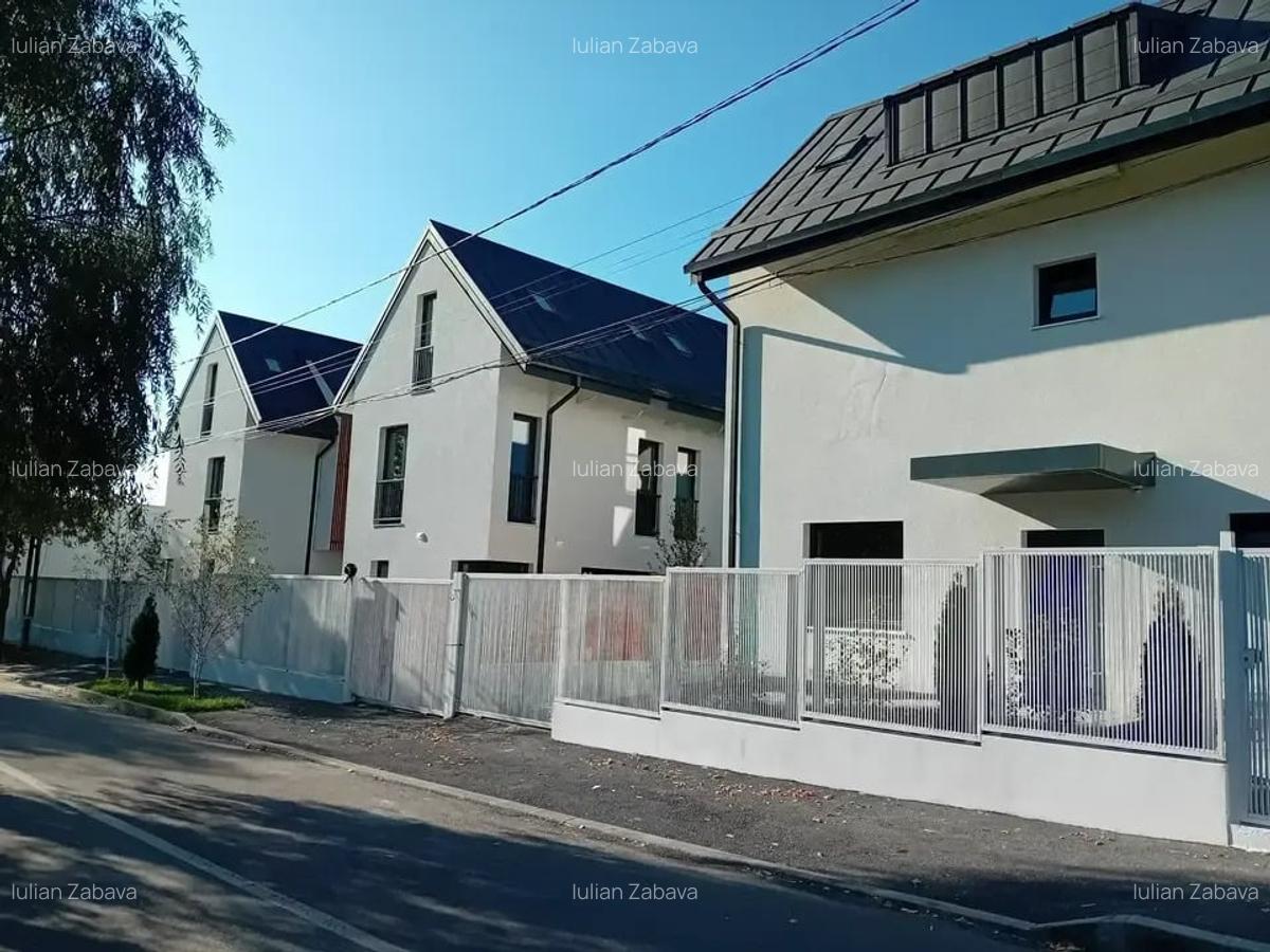 Casă cu 5 camere în Sisești - 4