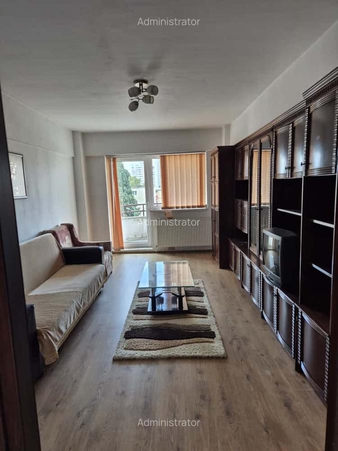 Apartament 3 camere Centrul Civic,3 balcoane,mobilat,liber,159900 Euro - 1