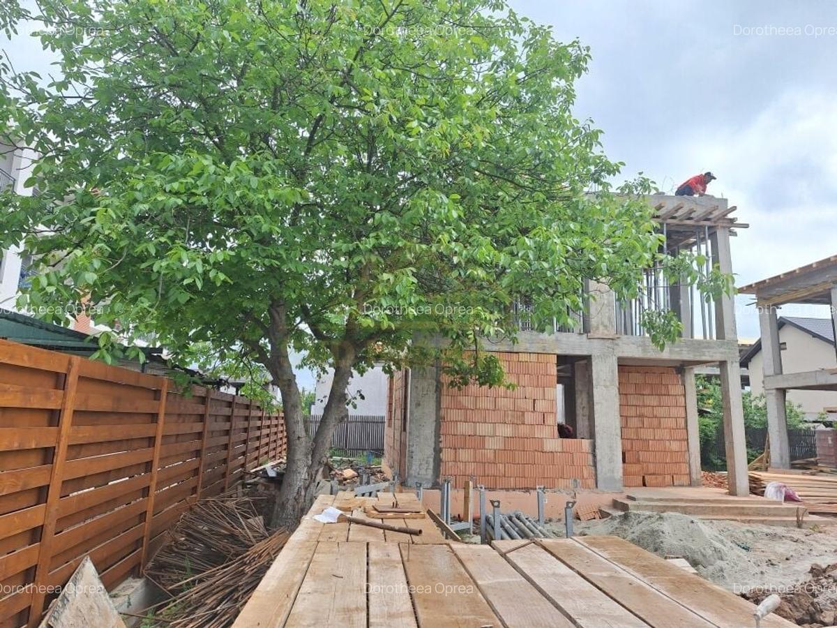 VILA INDIVIDUALA P+1-STR.ASTRELOR(METROU BERCENI) - 33