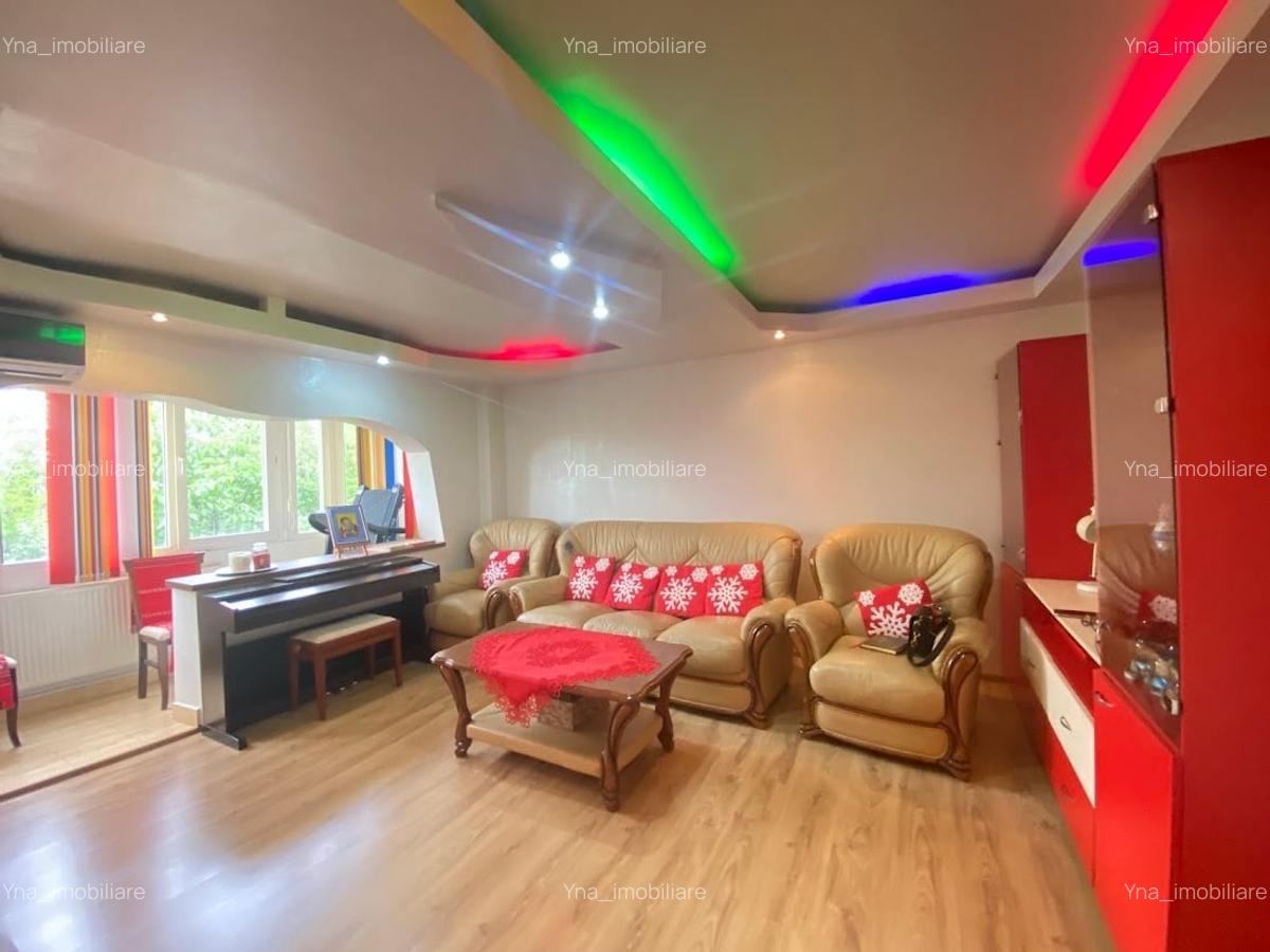 Vand ap 3 cam, Gavana,langa Spitalul Judetean, 110000 euro - 1