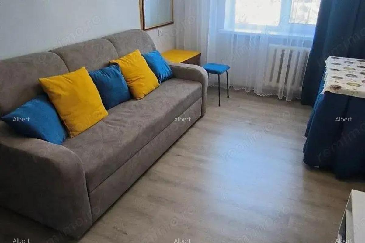Ofer spre inchiriere garsoniera in zona unirii - 1