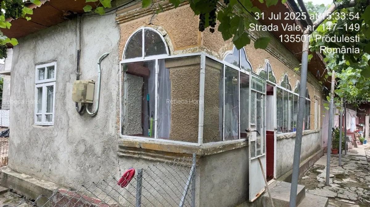 Casa de vanzare + teren in comuna Produlesti - 8