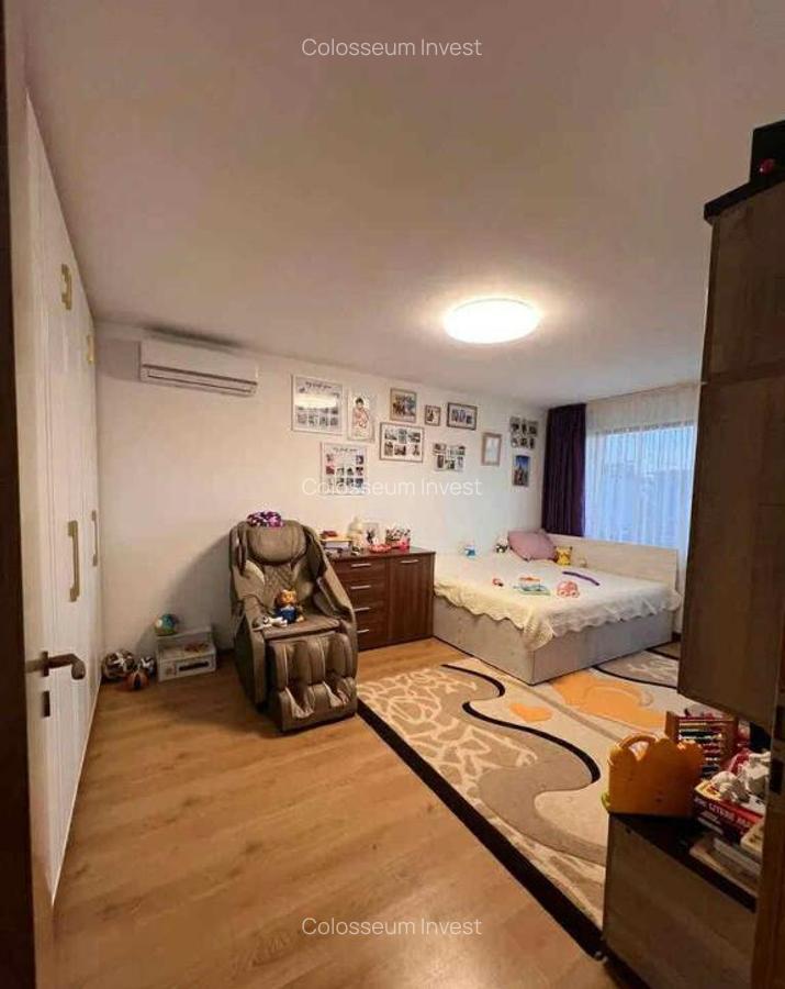 Apartament 2 camere, decomandat - zona Tractorul - 3