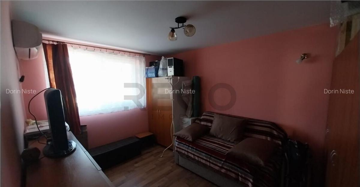 RECO Casa plan parter la cheie Santandrei - 11