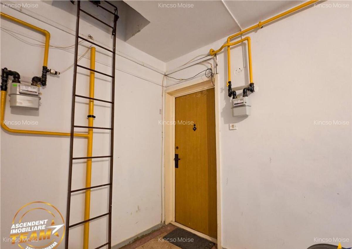 Tur Virtual! Decomandat,3 camere,locatie favorabila,Simeria, - 15
