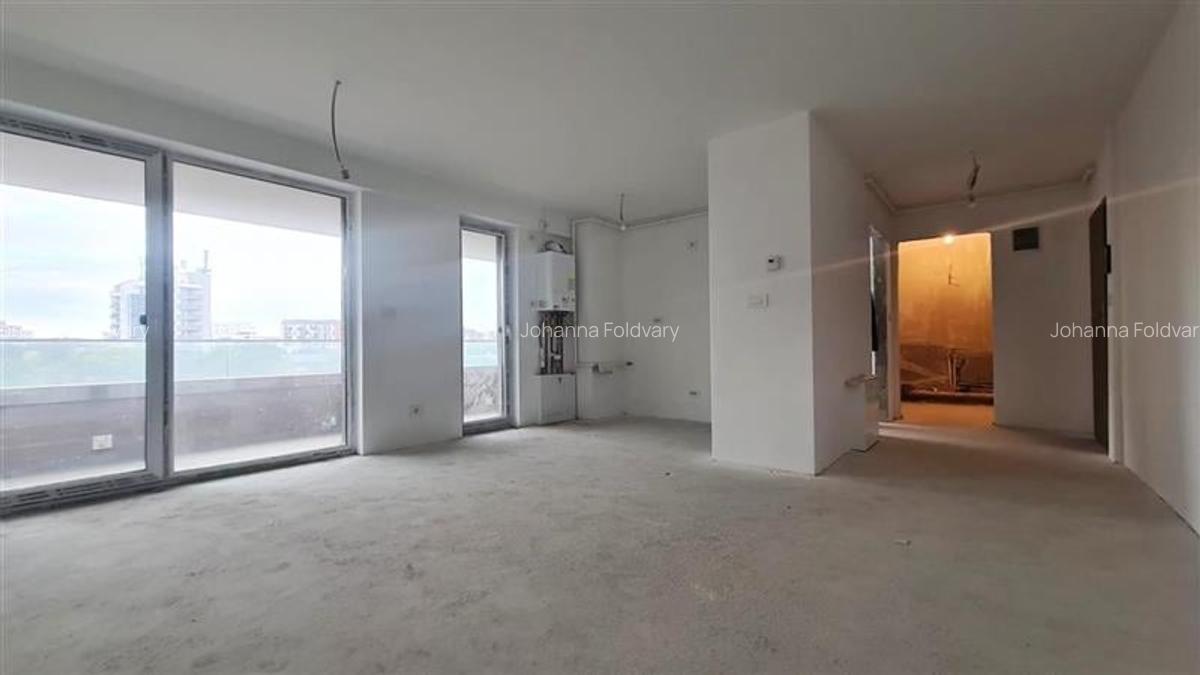 Apartament cu 3 camere decomandat în Aradului - 2