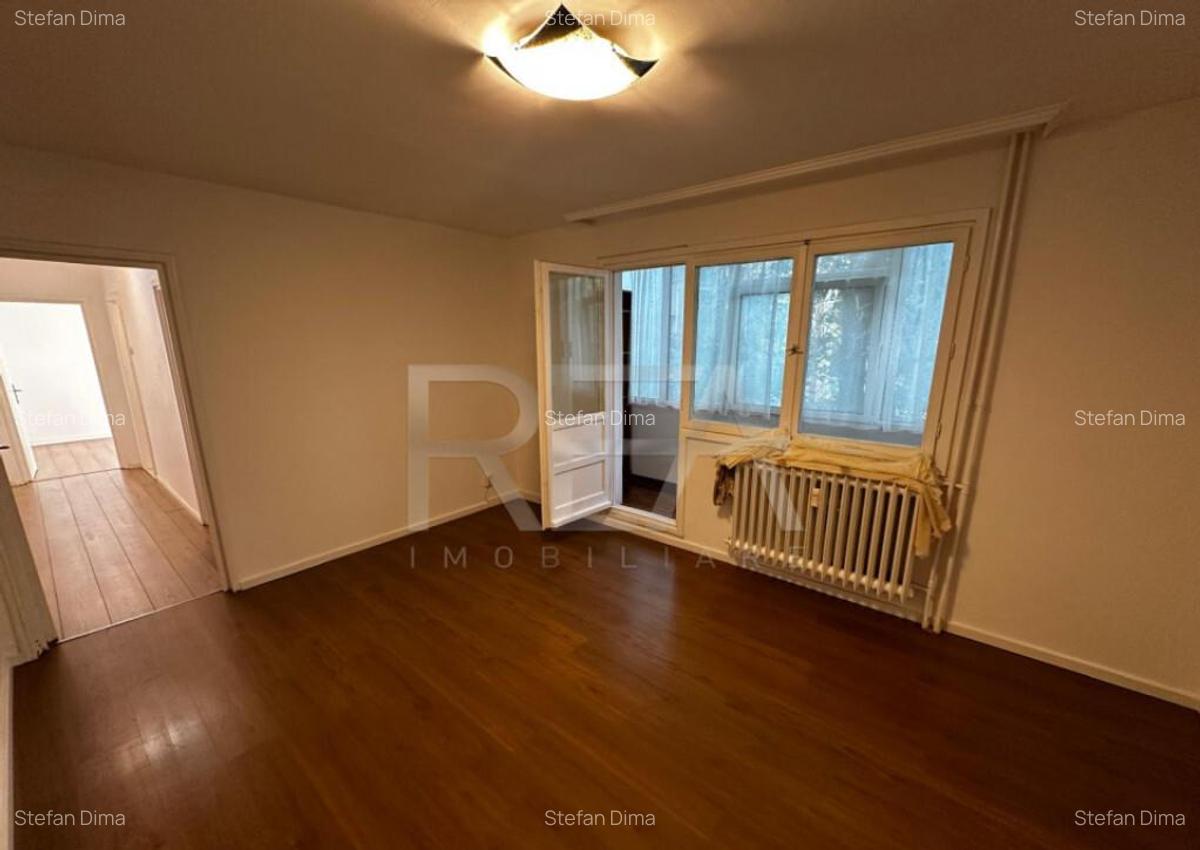 Apartament 3 Camere , Etajul 2 , Zona Alexandru Obregia - 3