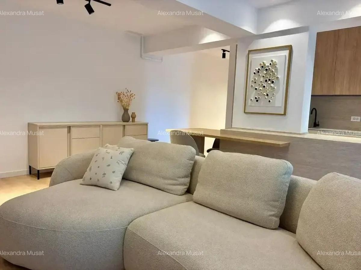 Inchiriere apartament 3 camere nou | Prima chirie | parcare inclusa - 2