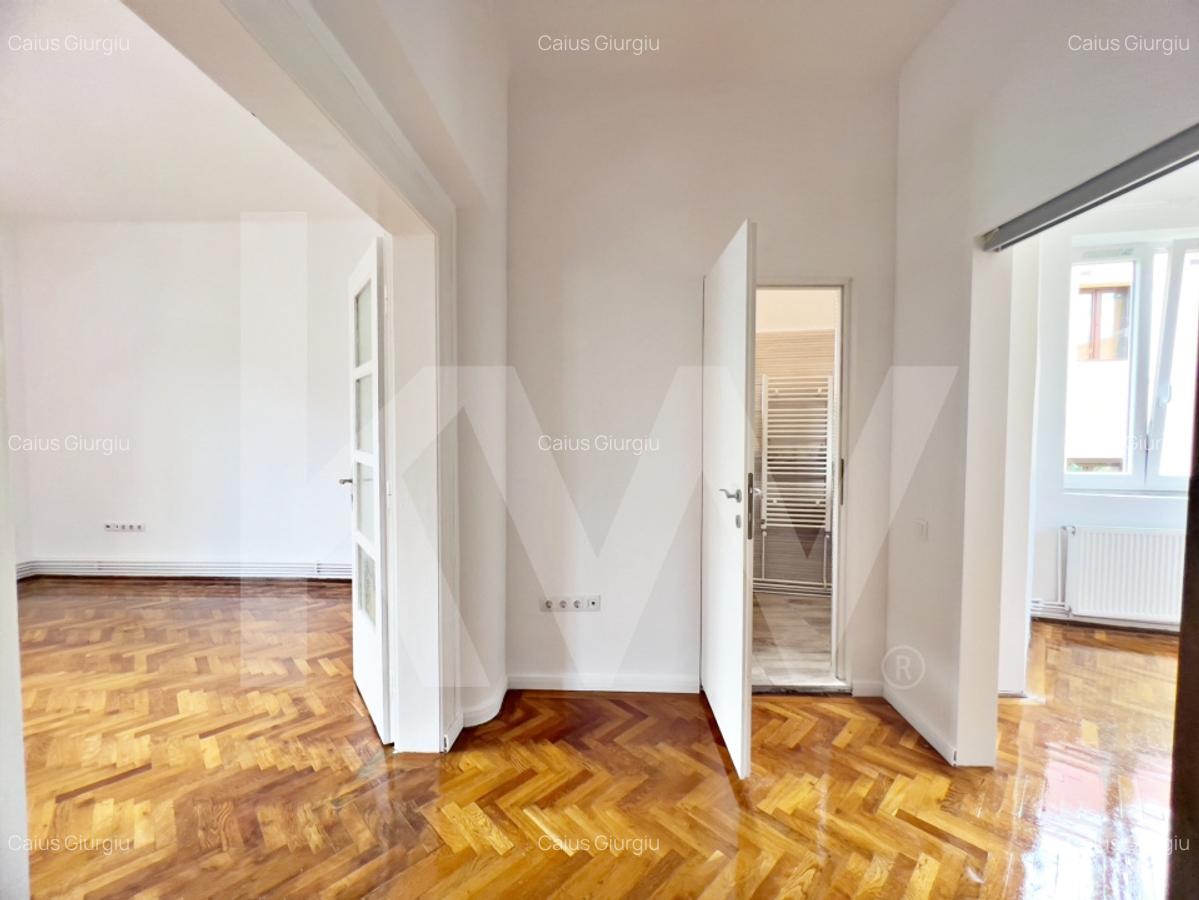 Casa pe un singur nivel cu 3 camere+pivnita. Pod si curte-Zona Sub Arini - 18