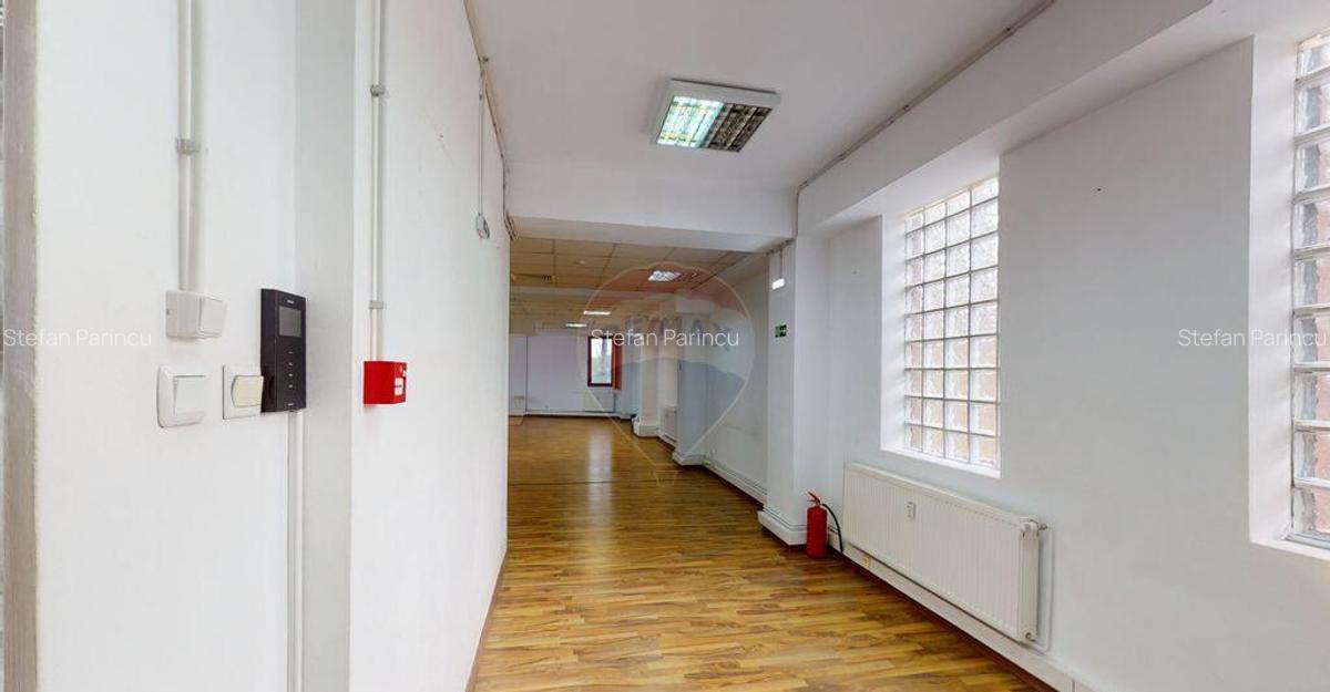 Spa?iu de birouri de 215 mp de inchiriat in zona Calea... - 12