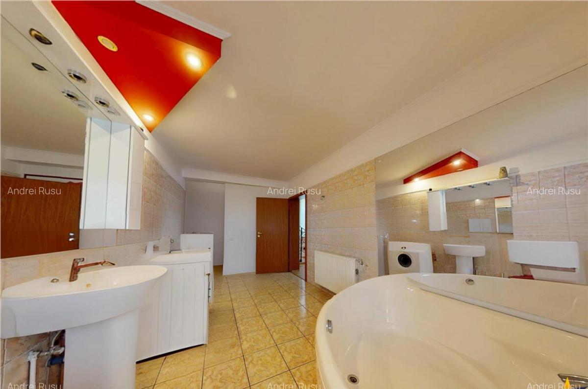 FILM3D! Casa arhitectura flexibila:2 unitati,500mp teren,loc - 15