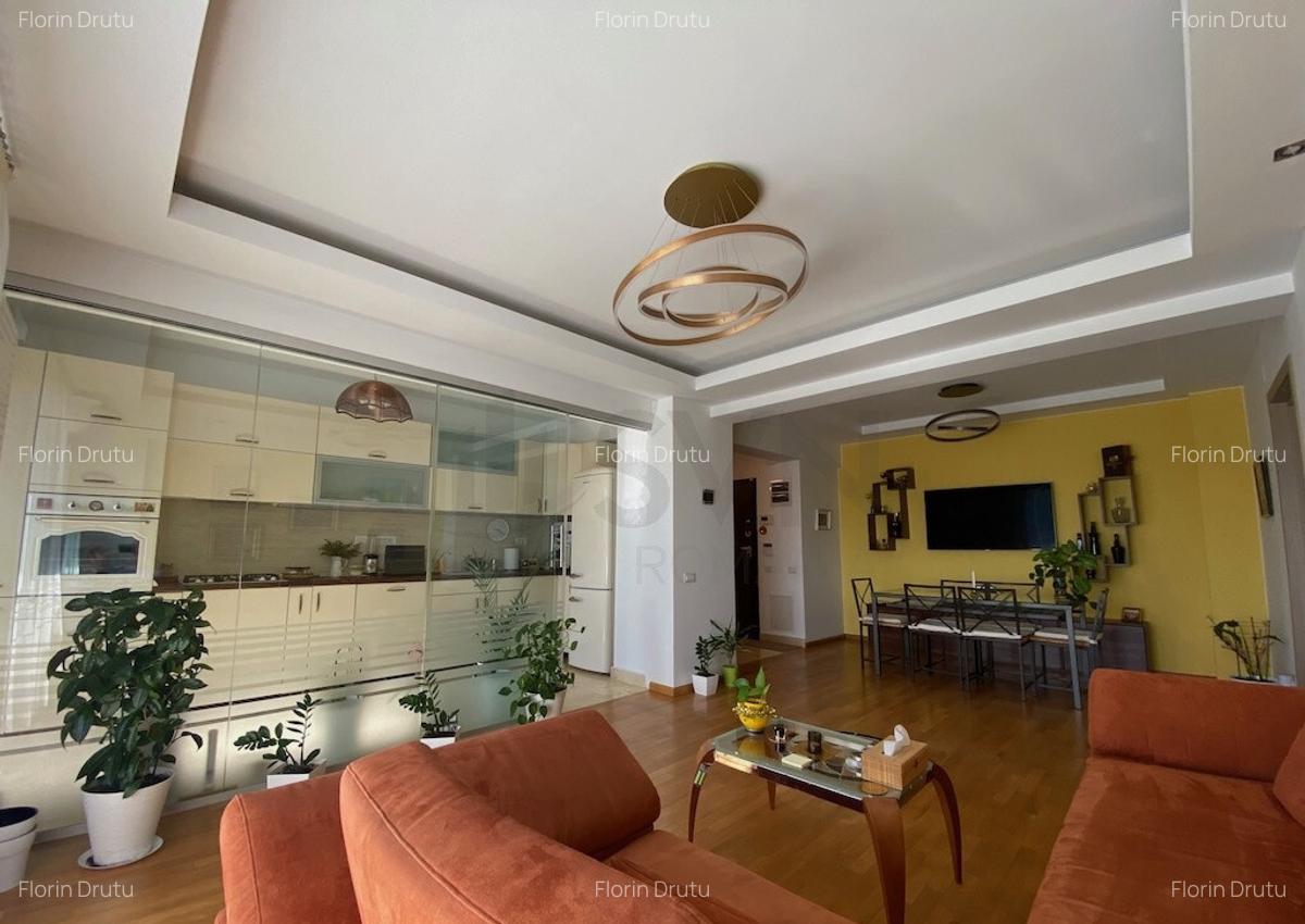 Apartament 3 camere - mobilat -2 parcari incluse - 1