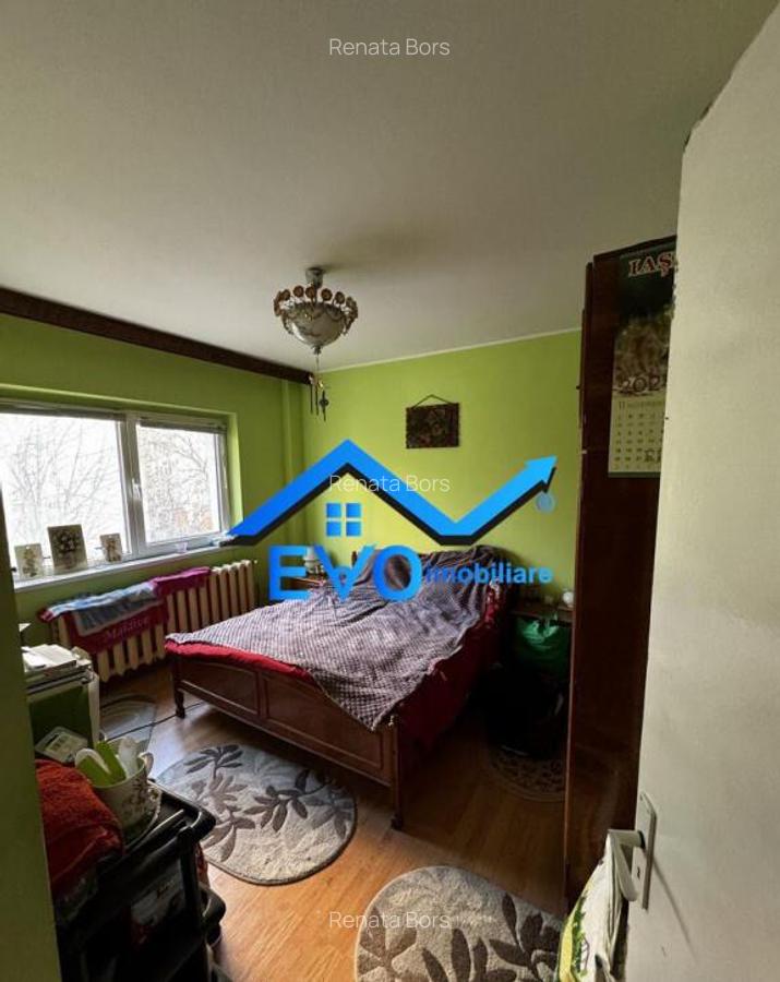 Apartament cu 3 camere, decomandat, doua bai, etajul 2, zona - 7