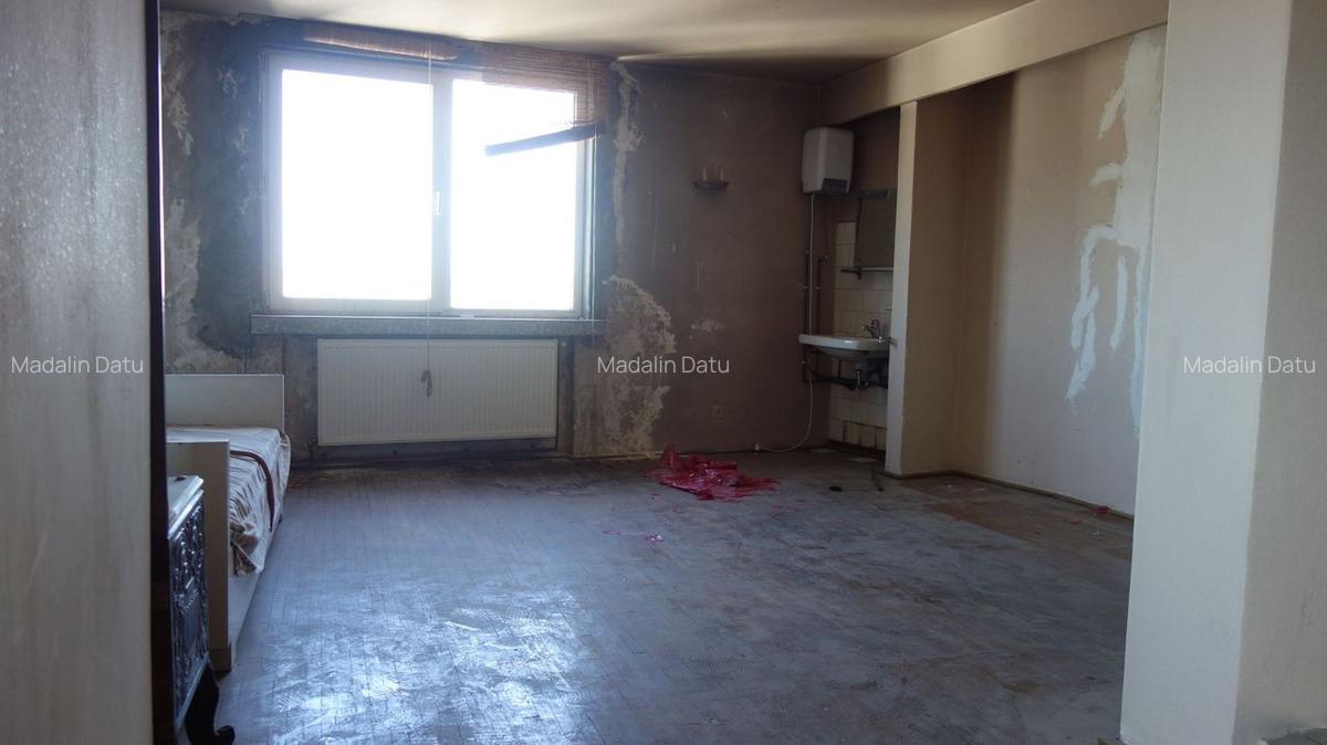 Calea  Victoriei-Piata Sfintii Voievozi: 171mp+55 mp terasa - 5