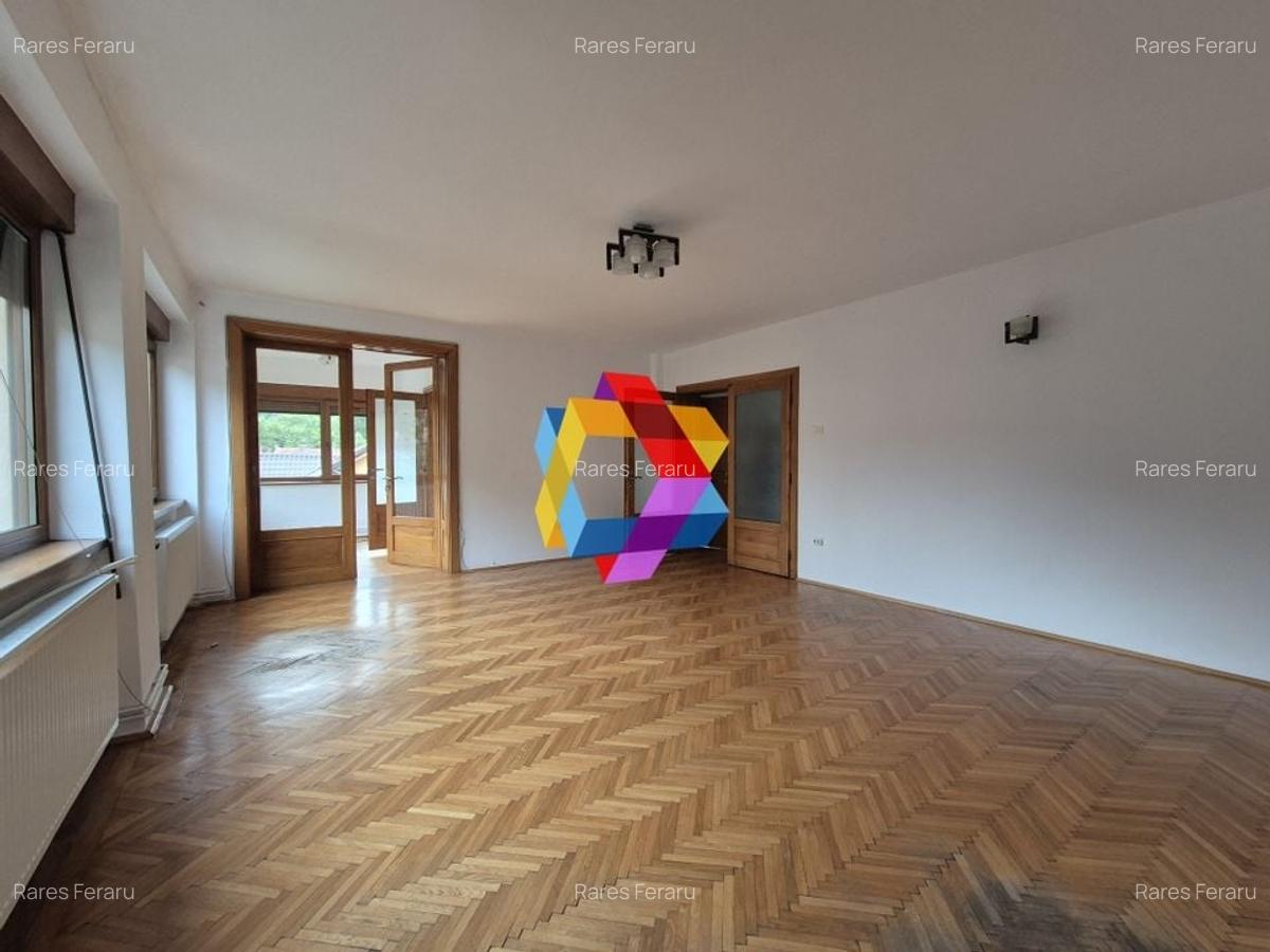 Casa 270mp zona centrala - 13