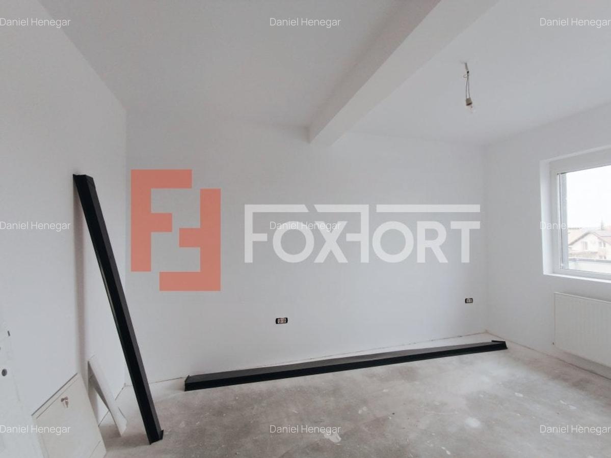 Apartament cu 4 camere semidecomandat în Giroc - 5