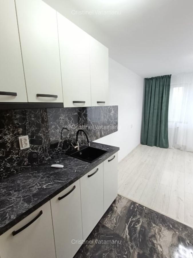 Persoana fizica garsoniera renovata 35900 Euro negociabil - 2