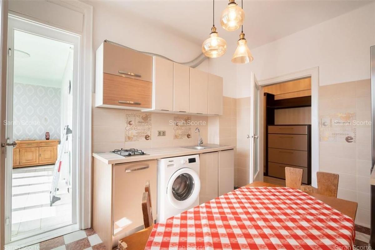 Apartament cu 3 camere decomandat în Central - 12