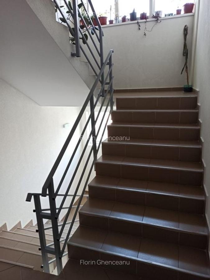 2cam.dec/Postalionului 30/2minSTB/13min(cu STB) metrou Ap.Patriei - 10