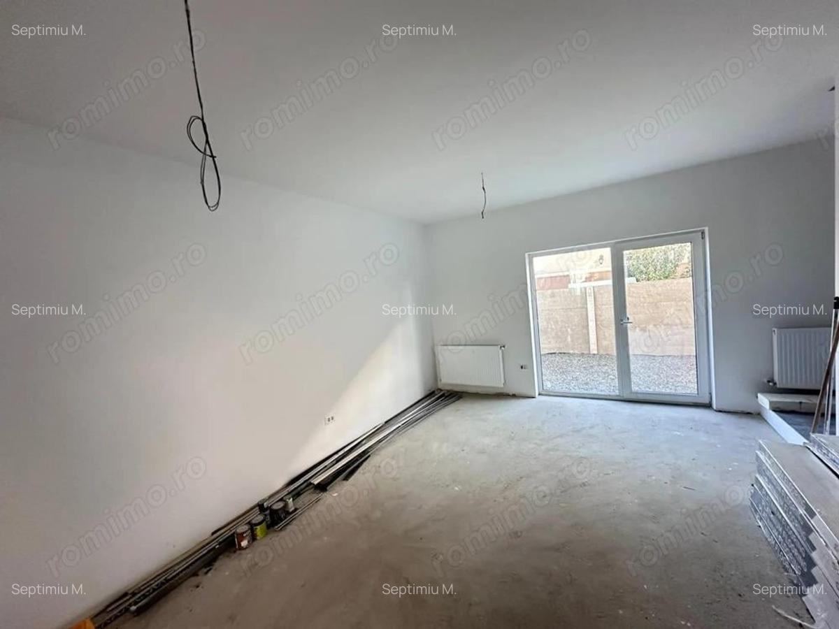 Casa noua la cheie, 3 camere, gradina ?i parcare aproape de magazine ?i transport - 2