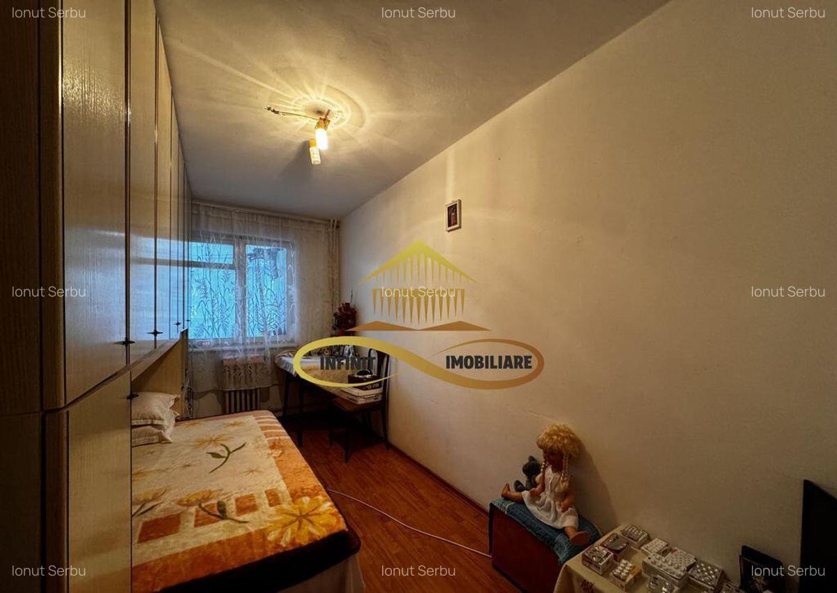 Apartament 3 camere cu balcon la parter - de vanzare - 2