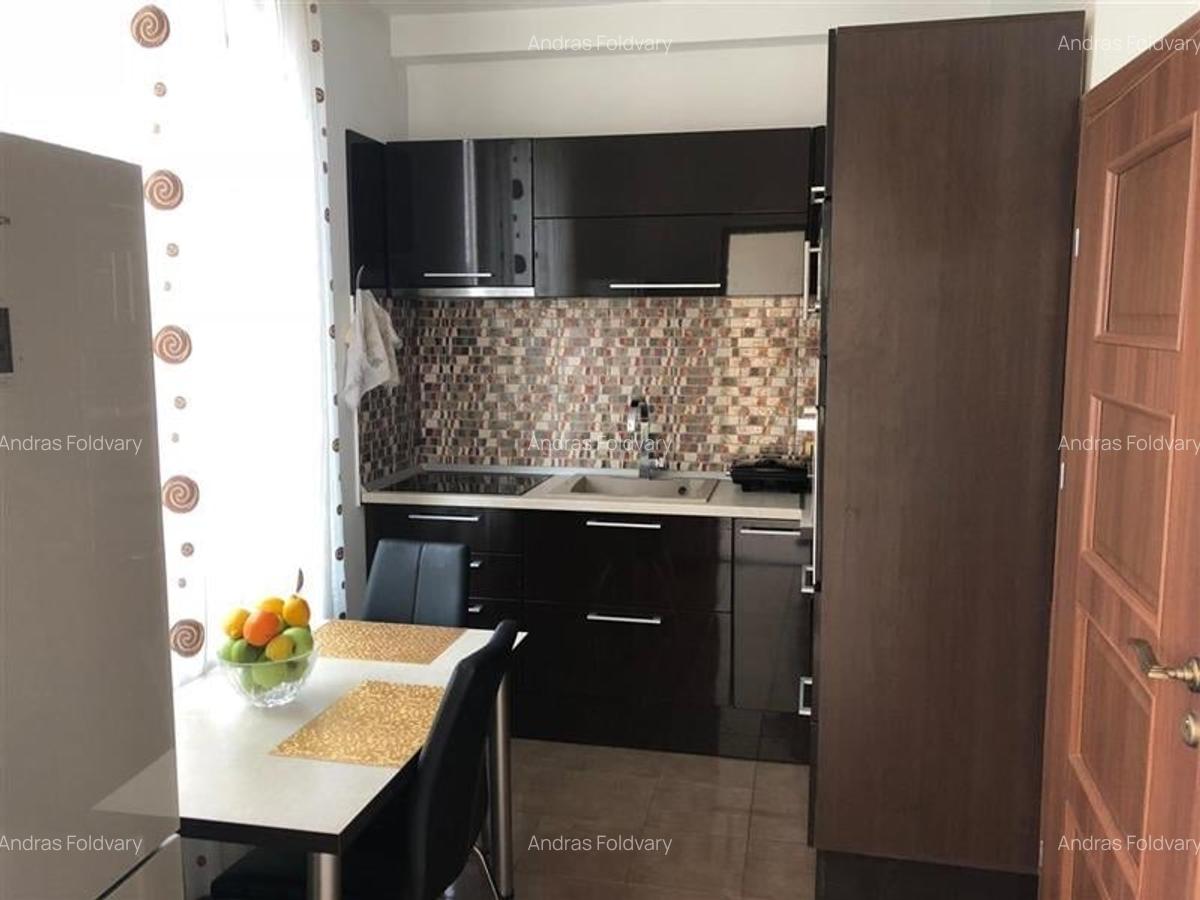 Casă cu 20 camere în Complex Studențesc - 8