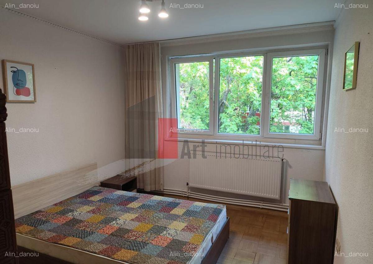 Apartament de vanzare cu 2 camere in zona Pajura. - 1