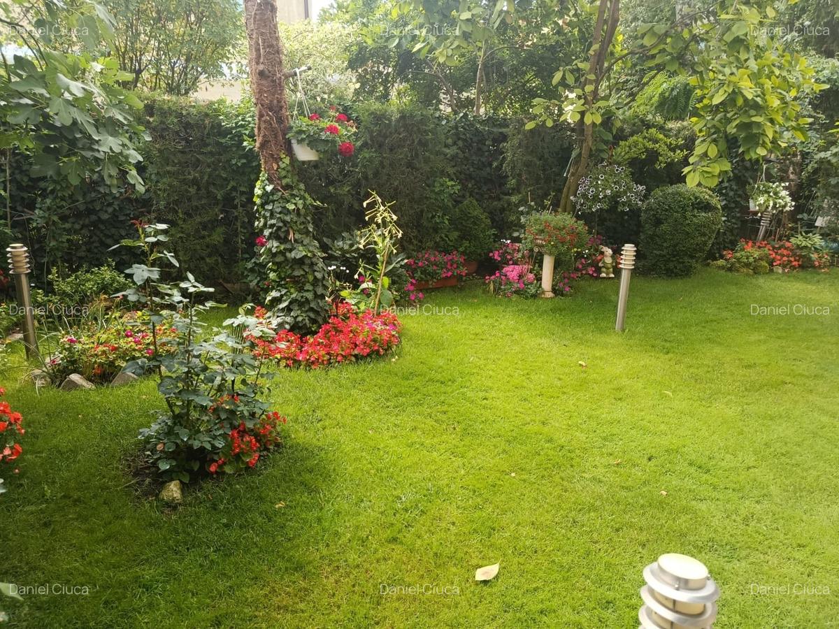 Casă cu 4 camere în Bucureștii Noi - 17